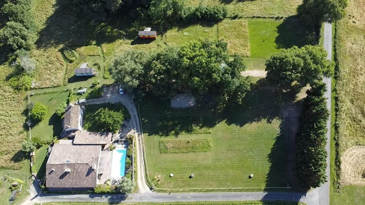 Villa Roulotte Fleur des Champs à Sigalens Extérieur photo